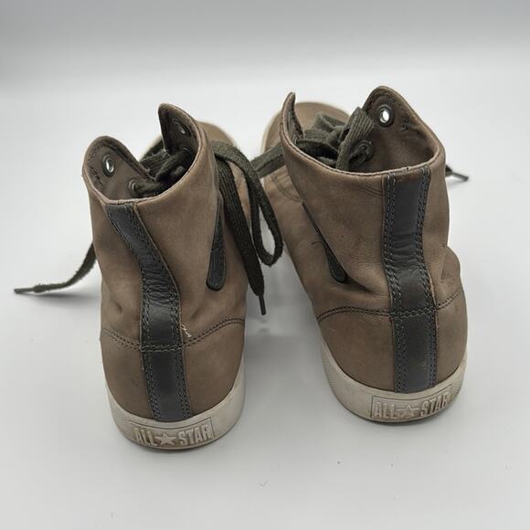 Converse Chuck Taylors - Men’s 9 - Picture 3 of 6